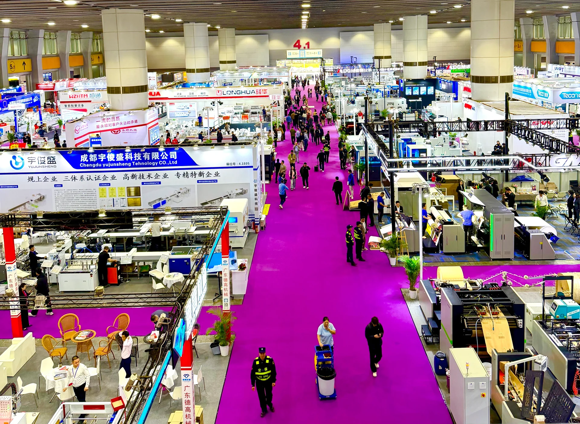 บรรยากาศเมืองกวางโจวและการเดินทางไปงาน Canton Fair